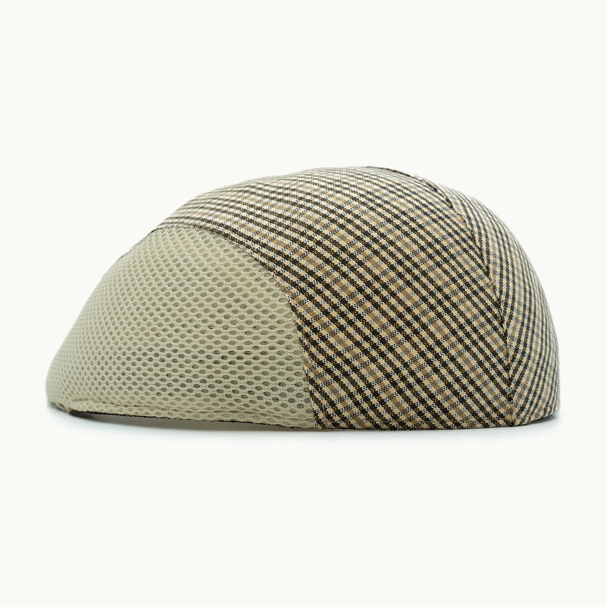 gorra beige rejilla parte trasera transpirable